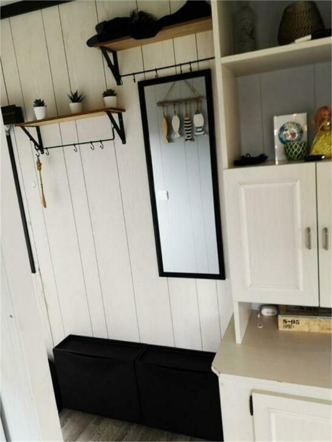 Tiny Beachhouse Belgium, Wenduine Hotell Exteriör bild